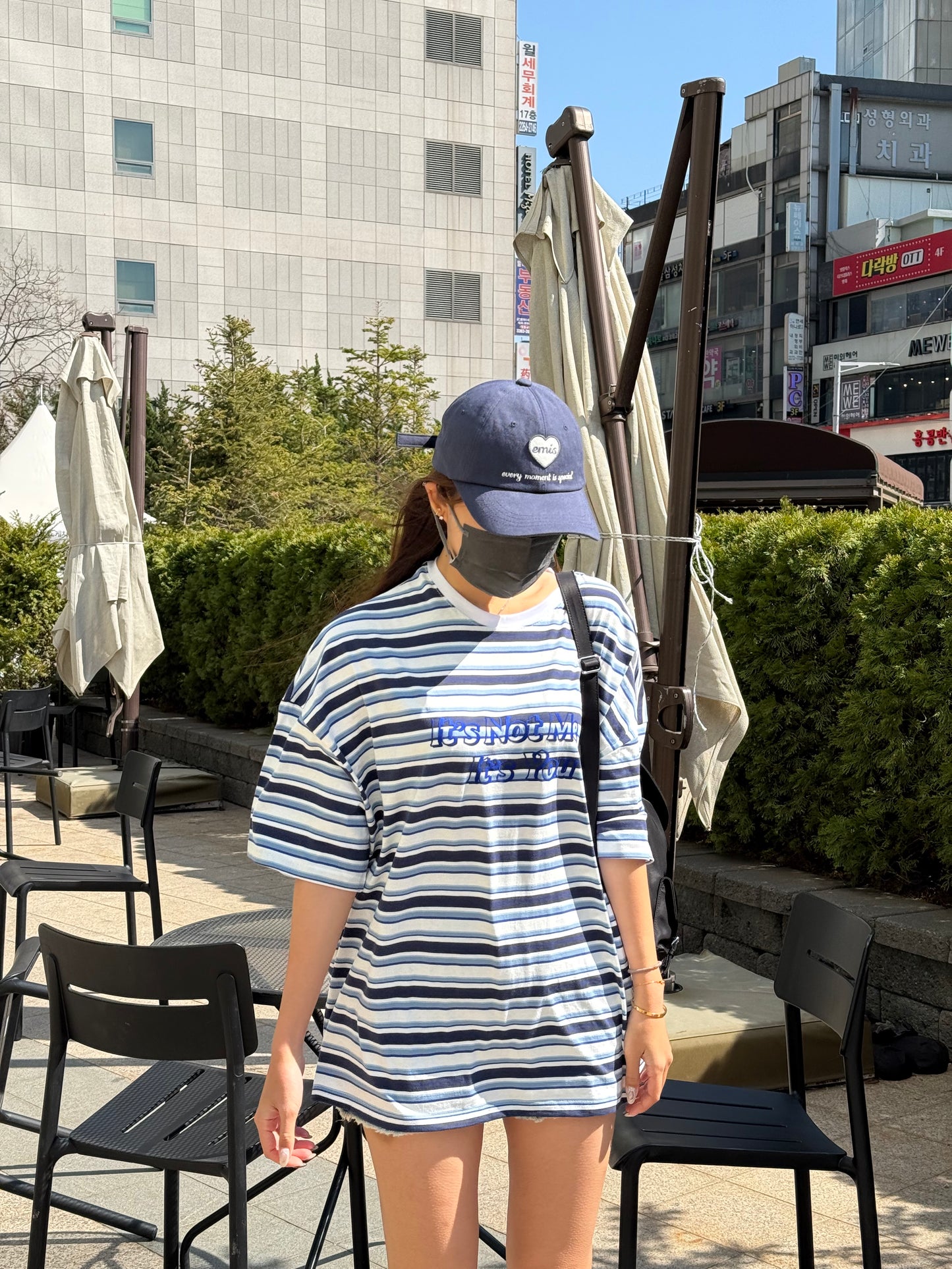 It’s not me Oversized Tee