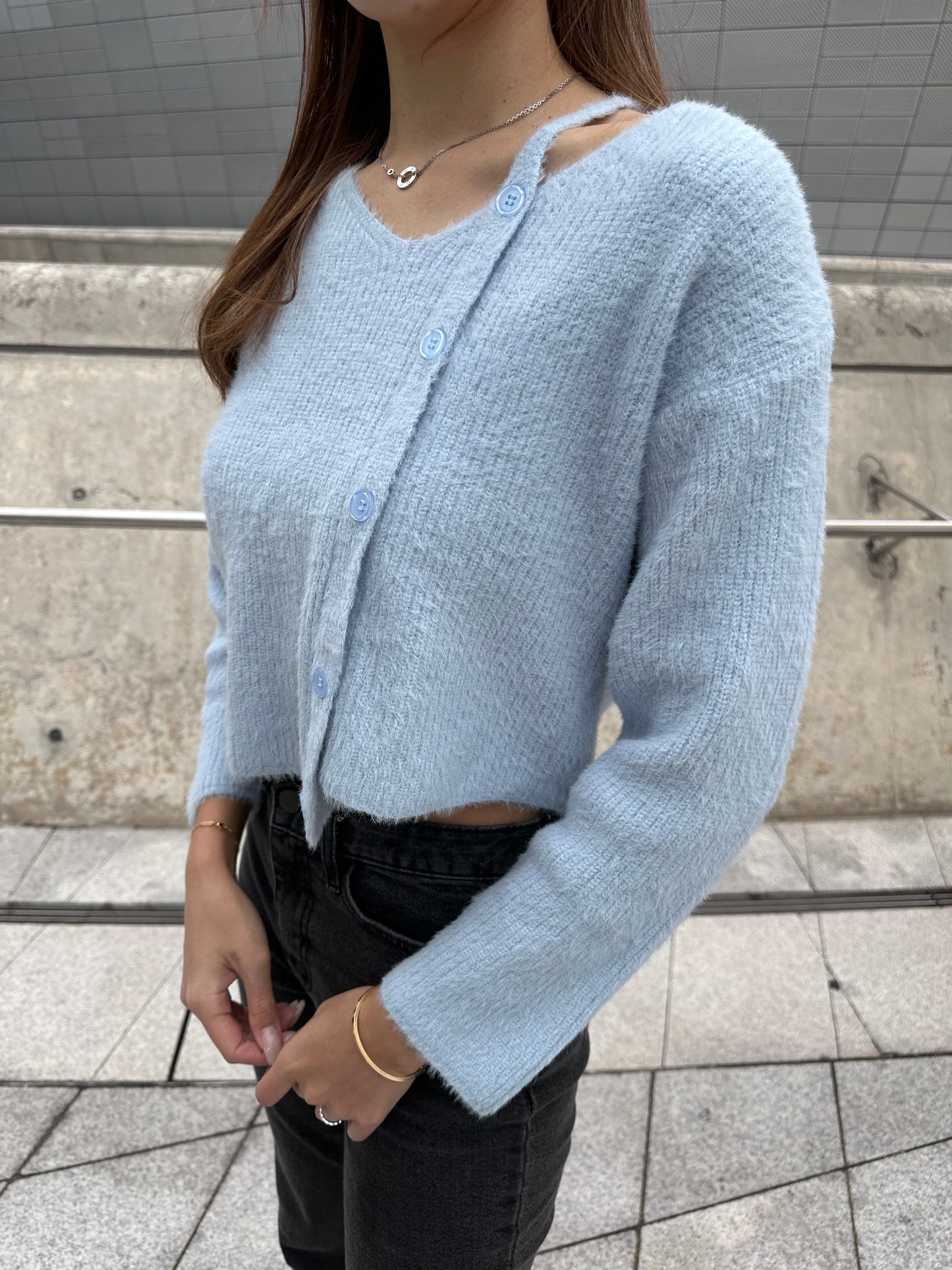 黑色鈕扣毛毛上衣