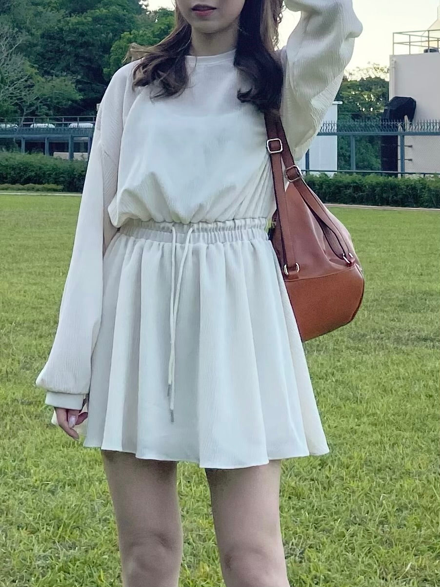 淺杏色休閒風長袖連身短裙