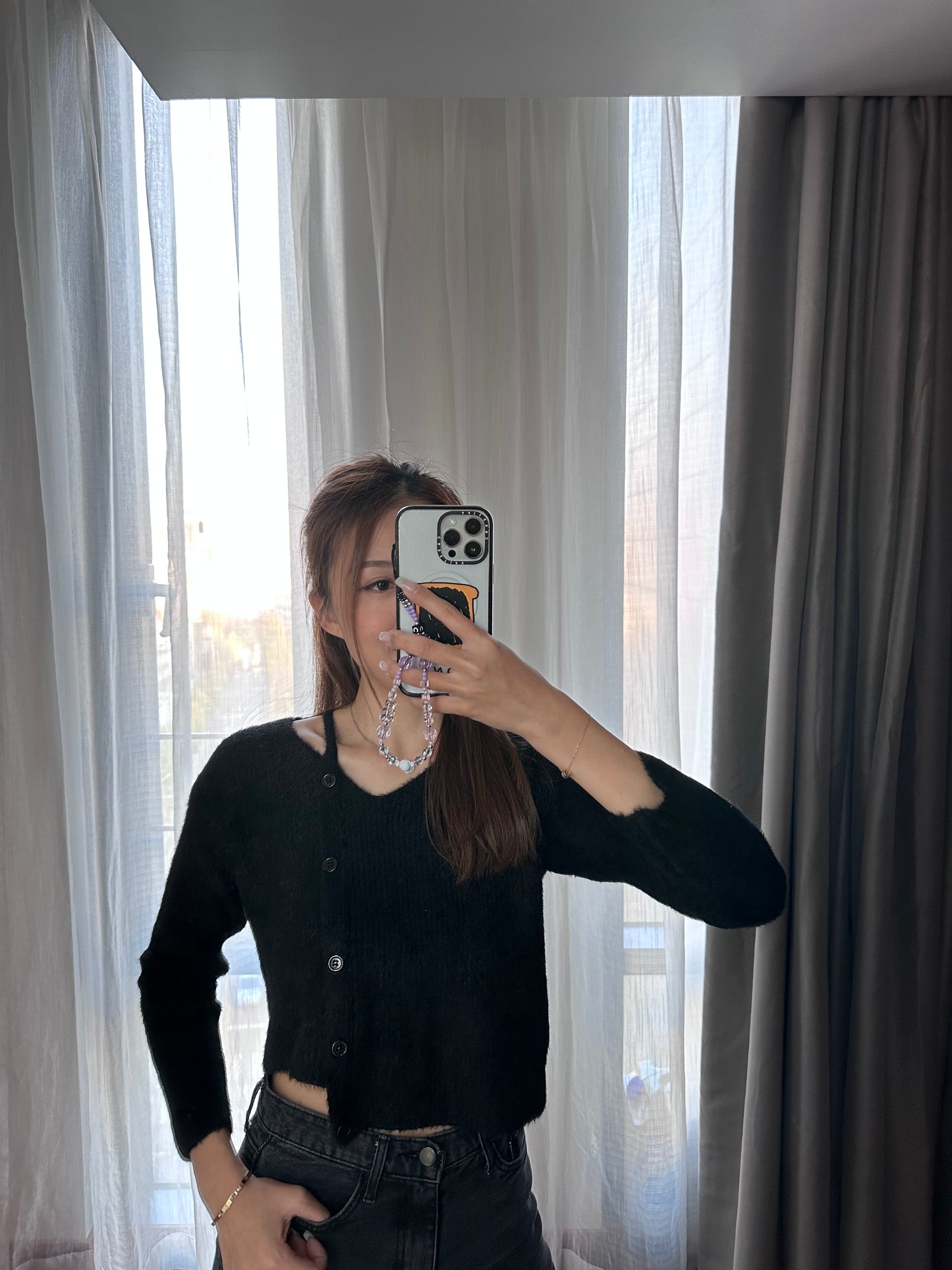 黑色鈕扣毛毛上衣