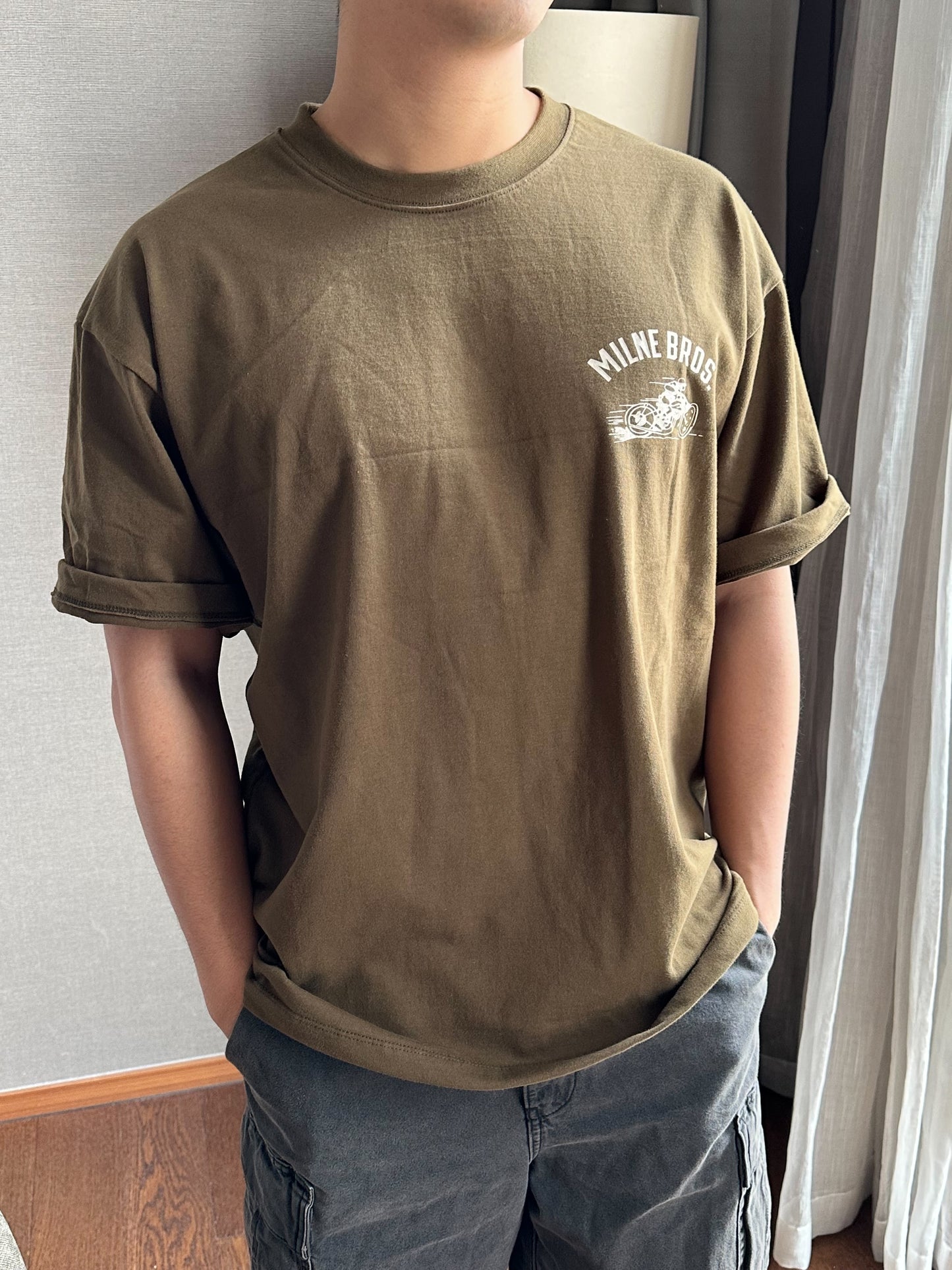 男裝軍綠色電單車Print Tee (Oversized)