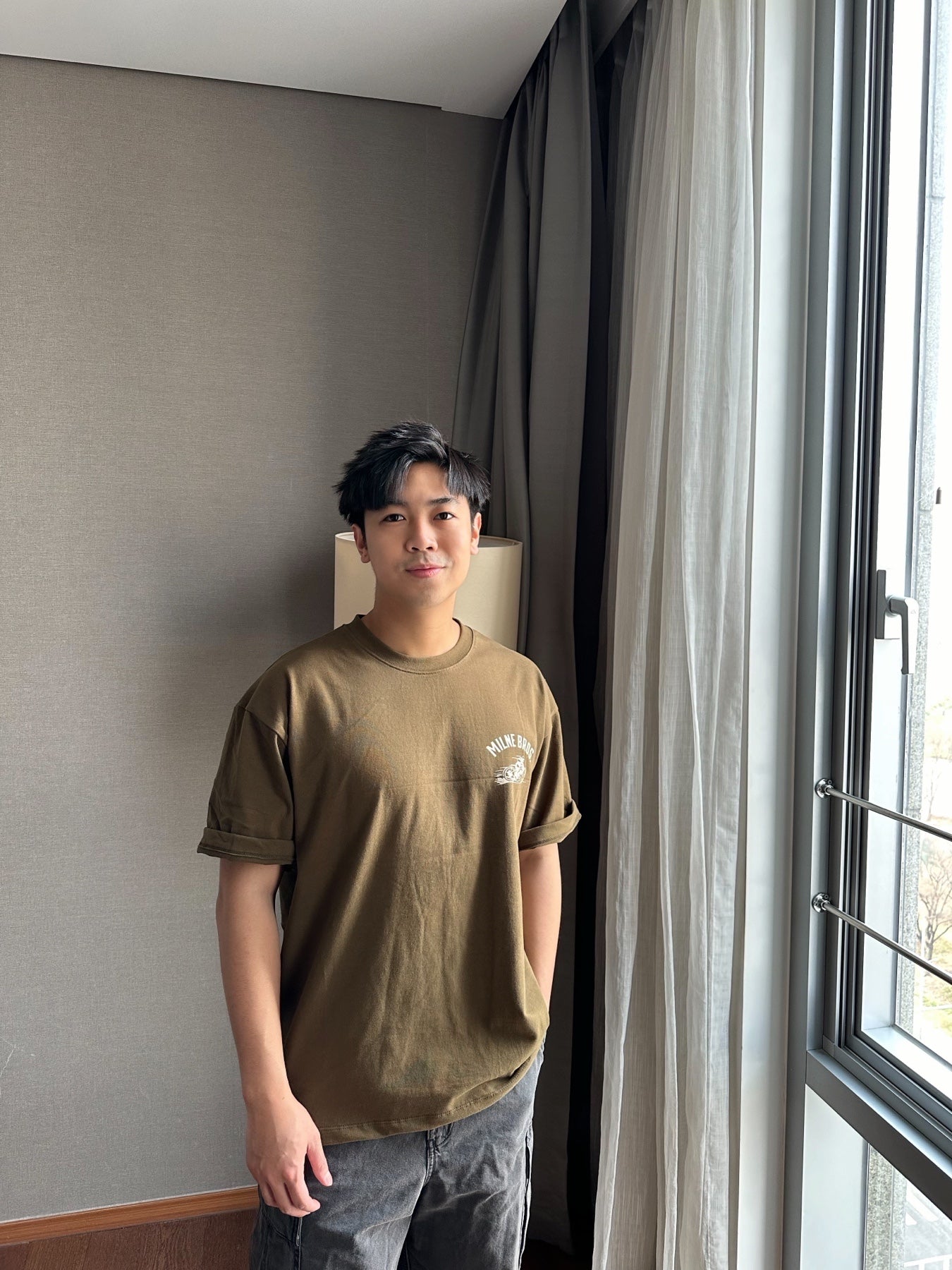 男裝軍綠色電單車Print Tee (Oversized)
