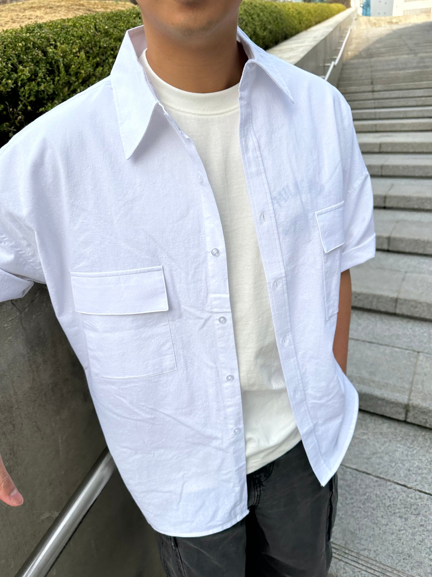 男裝白色口袋短袖恤衫 (Oversized)